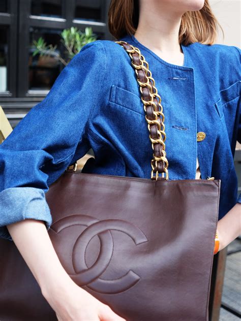 brown chanel tote